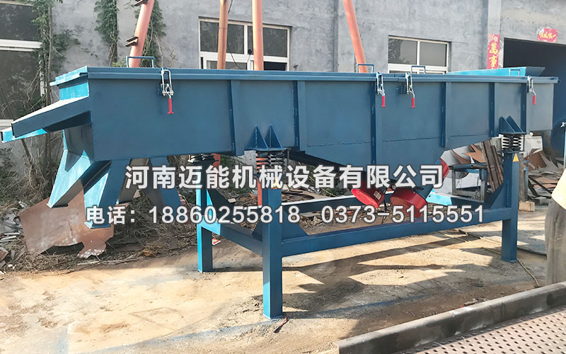 煤塊直線篩煤堆積過厚是什么原因？
