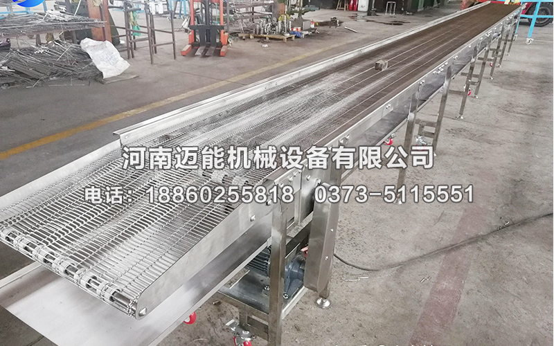 網(wǎng)鏈輸送機(jī)工作原理以及特點(diǎn)是什么？